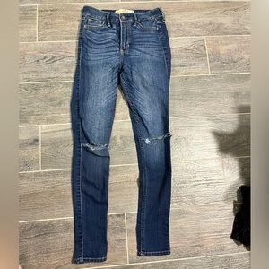 Hollister skinny jeans